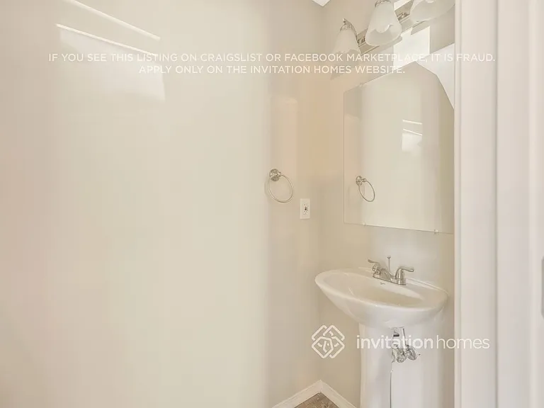 2888 Creekbend Dr — Photo 23
