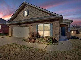 735 Misty Glen Ln, Roebuck, SC 29376