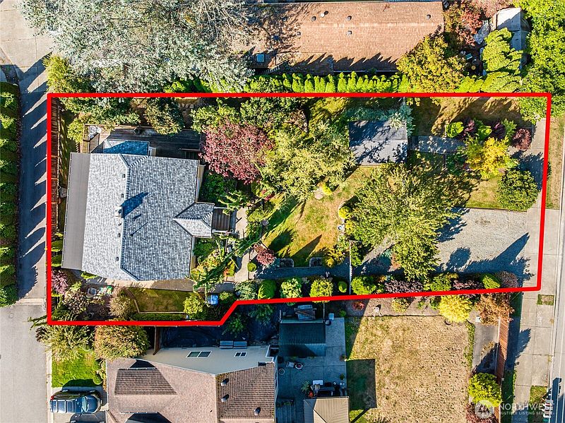 3rd image of 8012 Vernon Road
