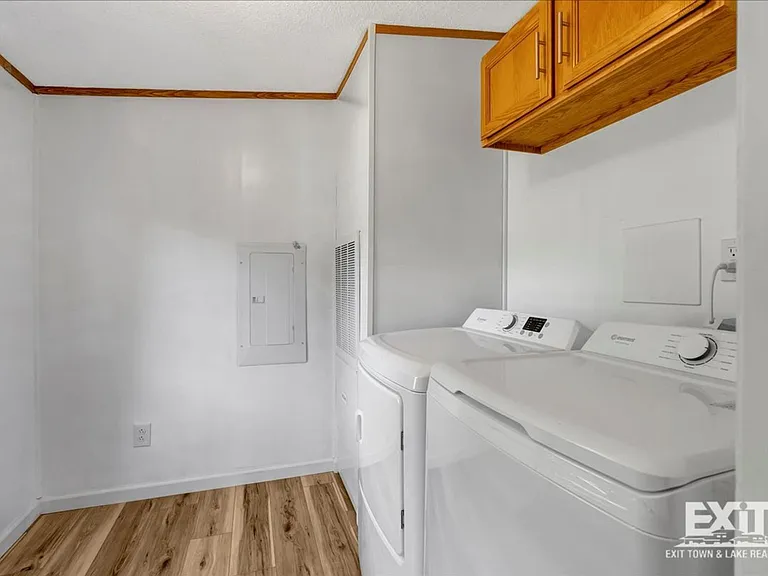 1289 Fleshood Ln — Photo 18