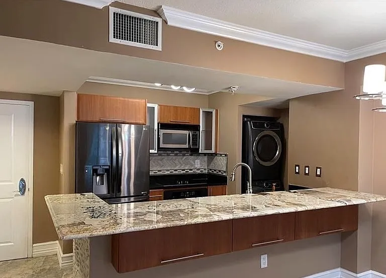 600 W Las Olas Blvd #804S — Photo 3