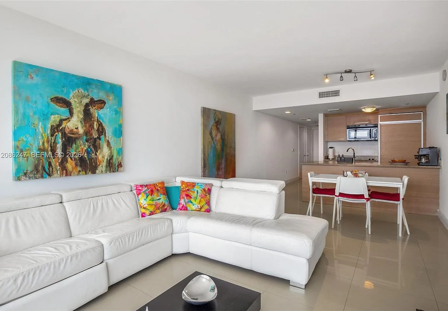 Beach Club Three Condo — Photo 3