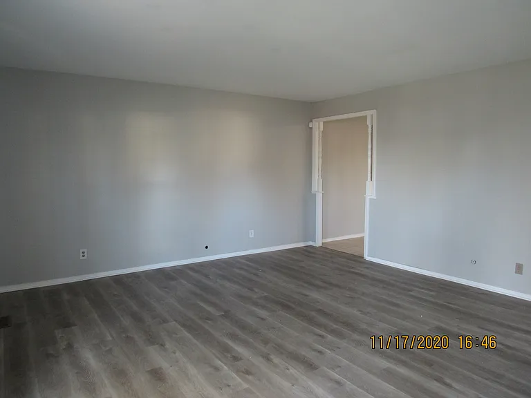 3540 Dubarry Ct — Photo 8