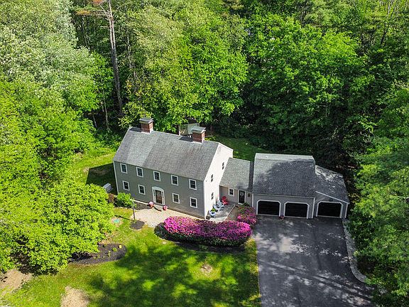 2nd image of 125 Jennie Lane