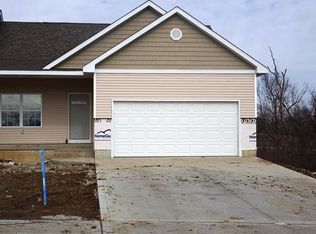 317 W Wright Rd, Norwalk, IA 50211