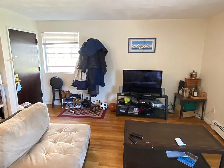 44 Cherry St #5A — Photo 2