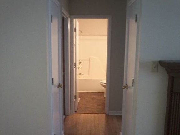 4th image of 1750 Oakwood Estates Dr