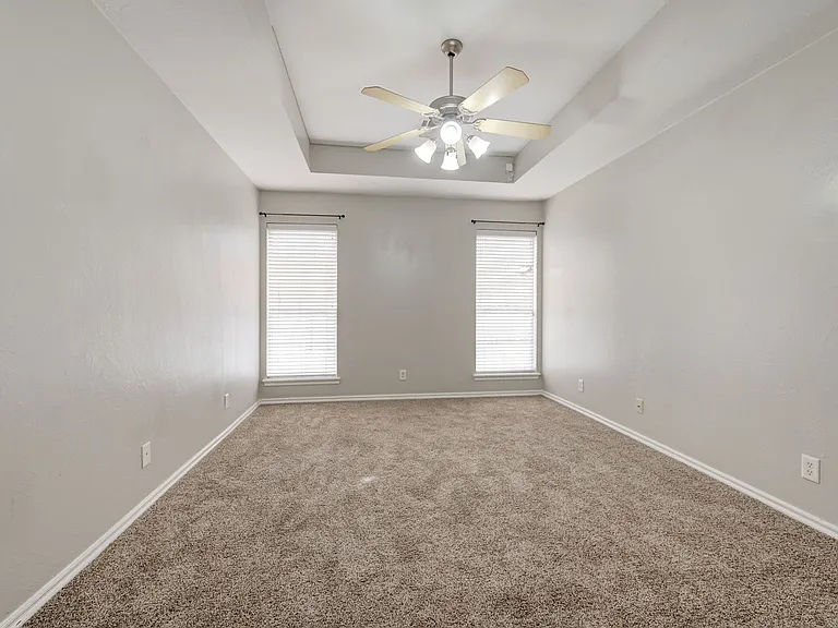 2032 Emerald Brook Ct — Photo 22
