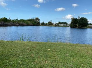 4625 Phoenix Ave, Holiday, FL 34690