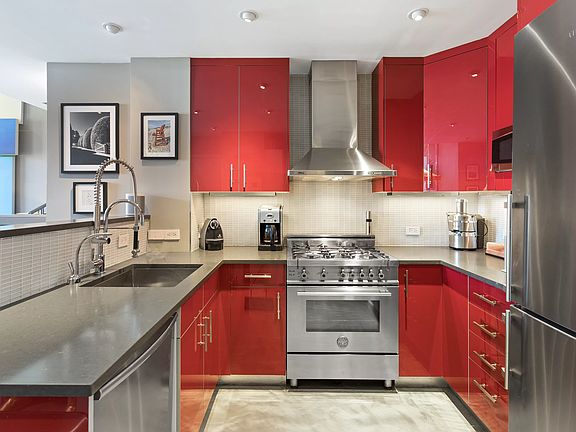5th image of 170 E 88th St Penthouse A