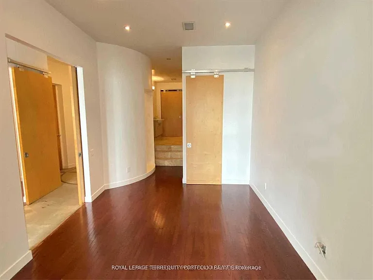 155 Dalhousie St #403 — Photo 8