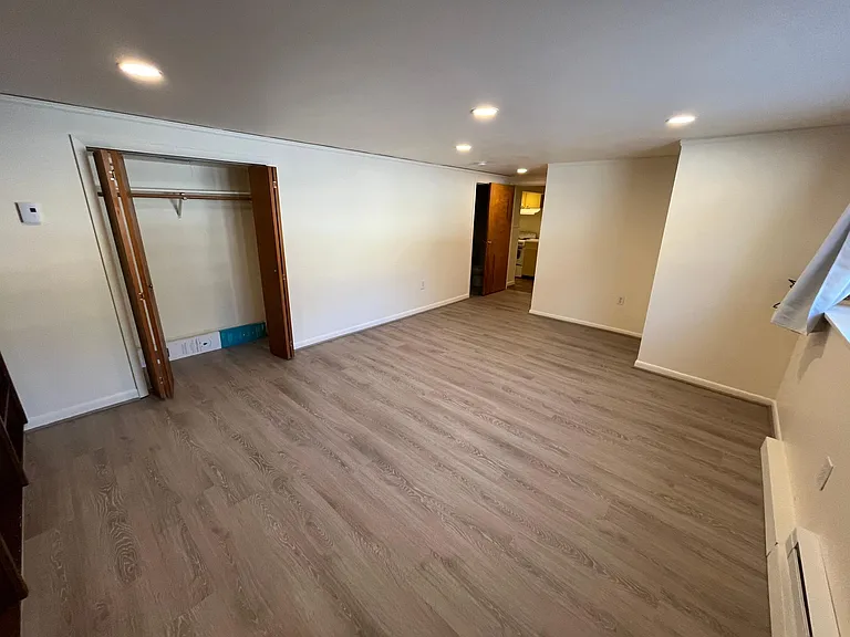 112 Randolph Rd #A — Photo 7