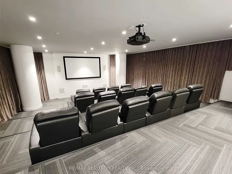 1815 Yonge St #1209 — Photo 5