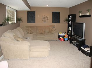 4748 Mund Rd, Shawnee, KS 66218