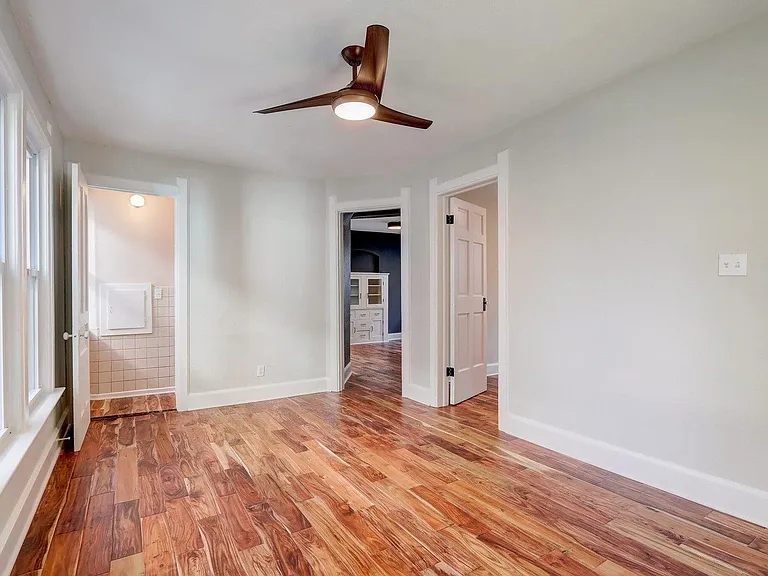 3330 N Fratney St — Photo 11