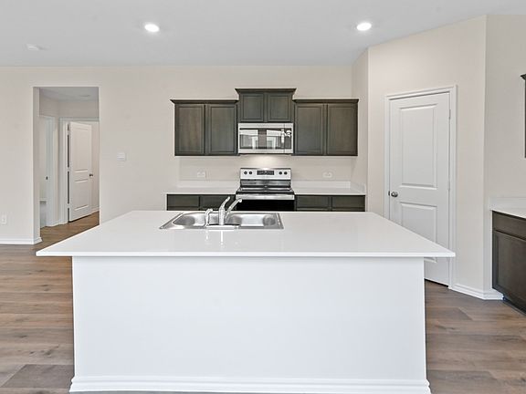 2nd image of 657 Glee Stem Rd