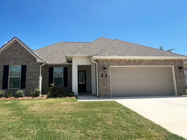 809 Venecia Dr, Bossier City, LA 71111