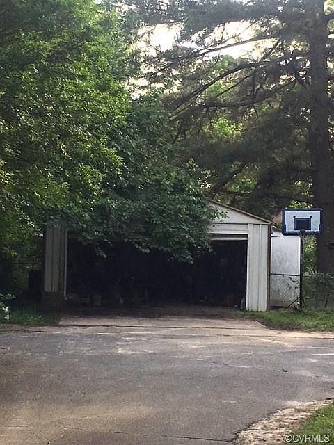 2nd image of 8147 Atlee Rd