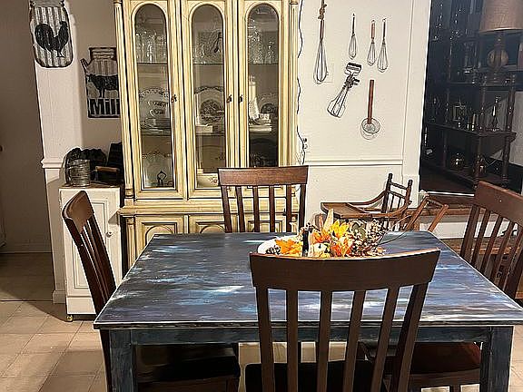3rd image of 2215 Sieger Villa Ct