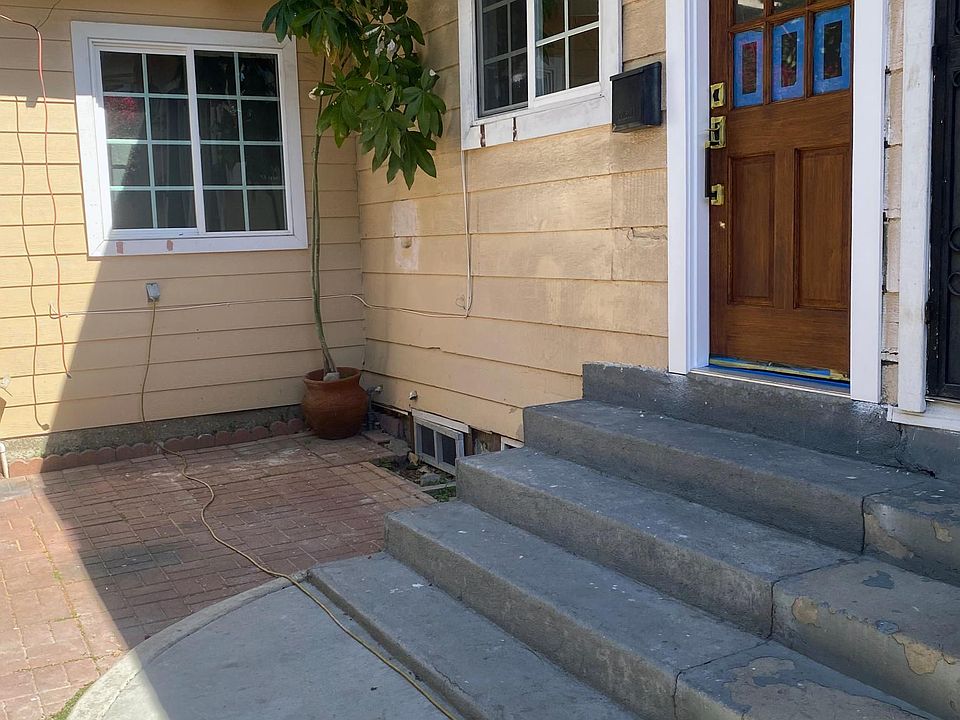 1st image of 226 S Kenilworth Ave