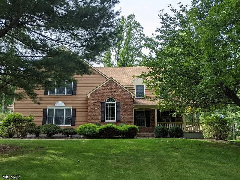 6 Kuehn Ct photo 1