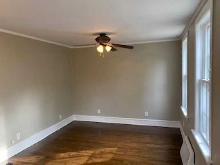 310 W Scott St #A — Photo 8