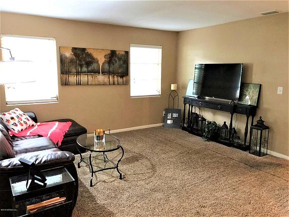 2nd image of 5823 Windermere Dr