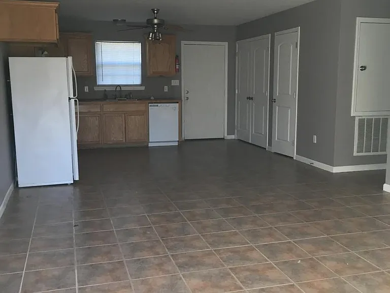 43159 Remington Dr #43159 — Photo 2