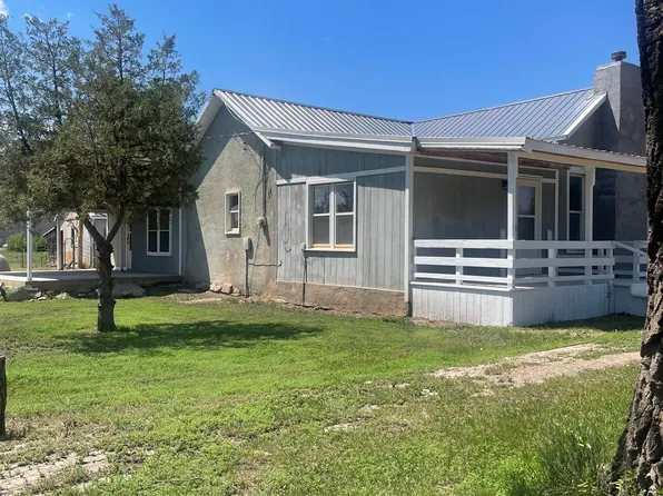 200 S 2nd St, Buffalo Gap, SD 57722