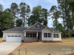 711 Dalton Creek Ln, Stanley, NC 28164