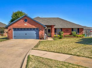 504 SW Sapp Cir, Lawton, OK 73505