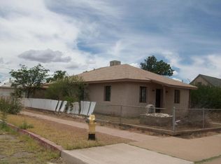 851 E 16th St, Douglas, AZ 85607