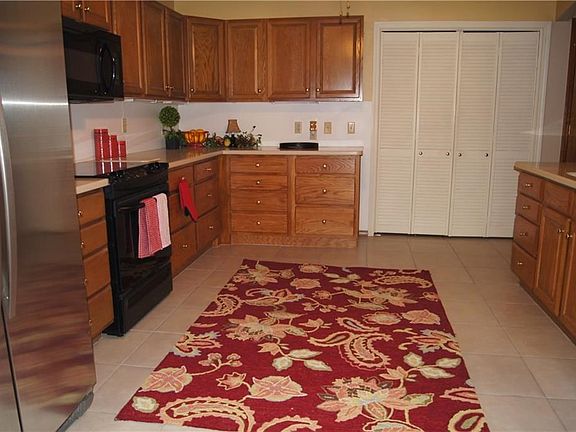 2nd image of 6428 Masons Dr