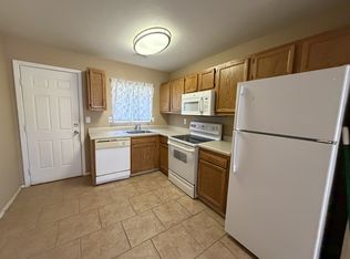 9900 W Lynx Dr #B, Arizona City, AZ 85123