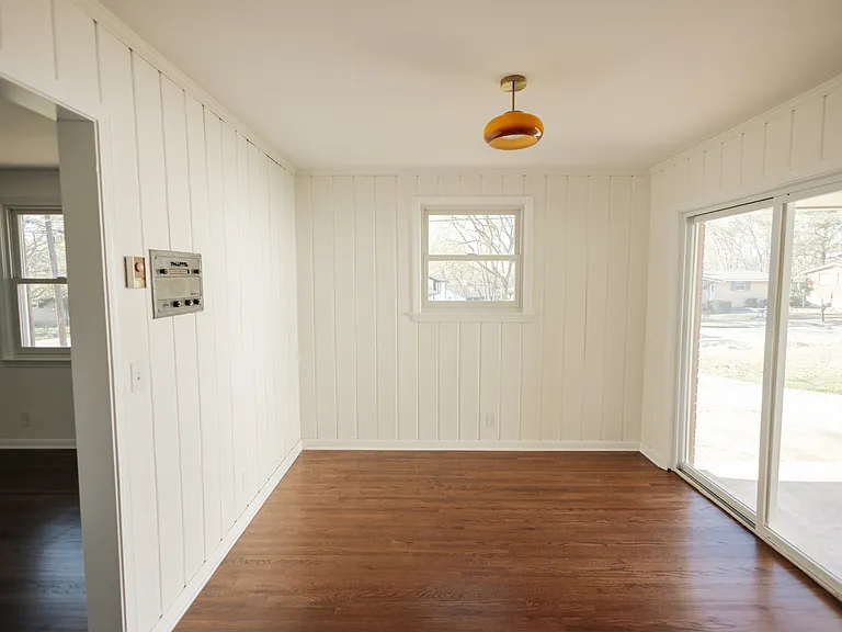 3114 Richmond Hill Dr — Photo 2