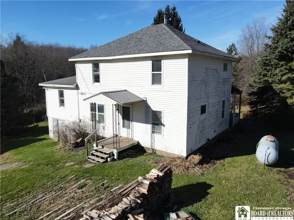 5131 Sherman Mayville Rd, Sherman, NY 14781