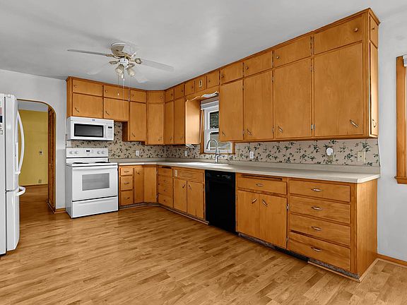5th image of 2320 Madison STREET