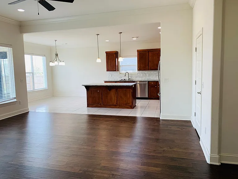 4400 Nativestone St — Photo 2