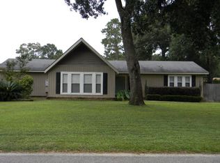605 Vaughn Dr N, Satsuma, AL 36572