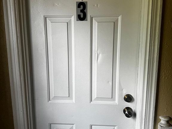 5th image of 1227 Holbrook Ter NE