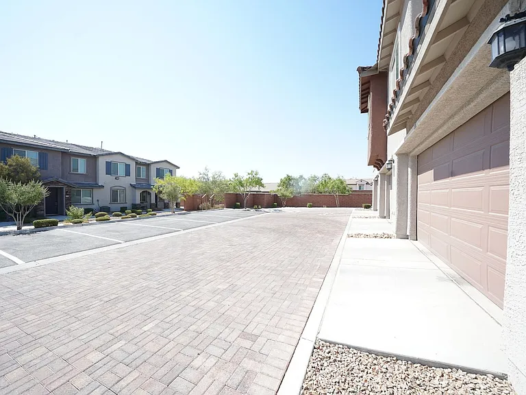 8507 Insignia Ave #101-7 — Photo 35