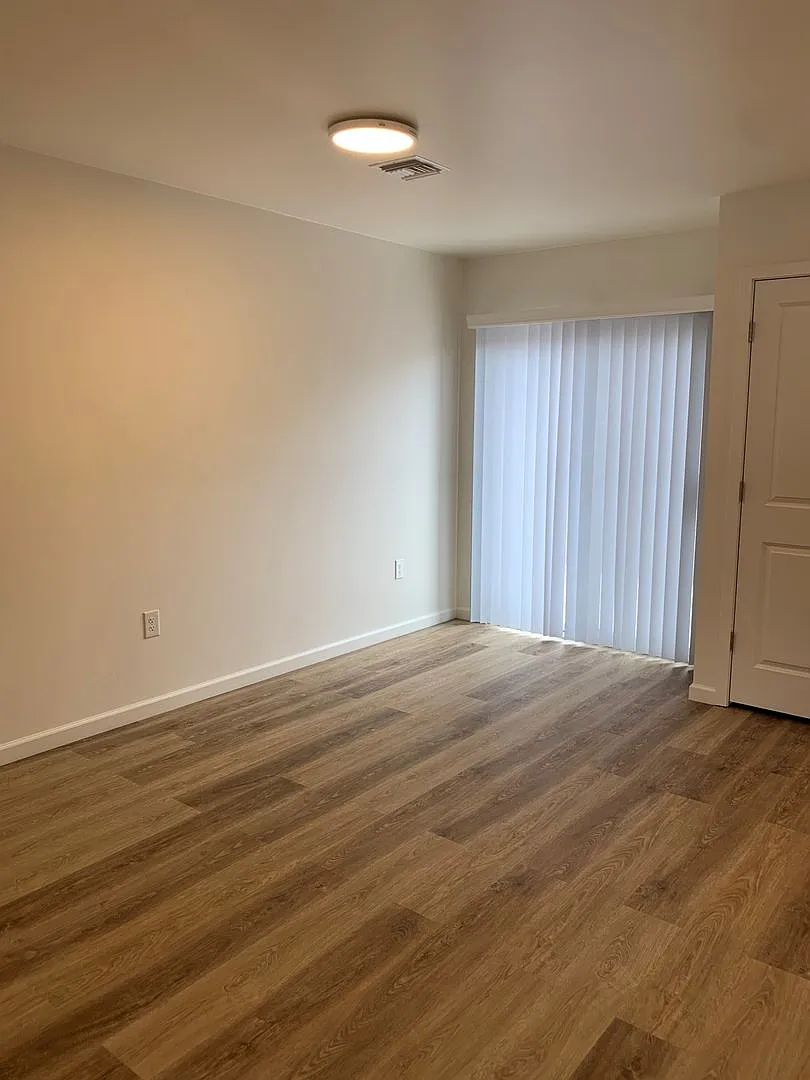 3 Bed/2 Bath Single Family Home New Construction at Pantano Vista! — Photo 4