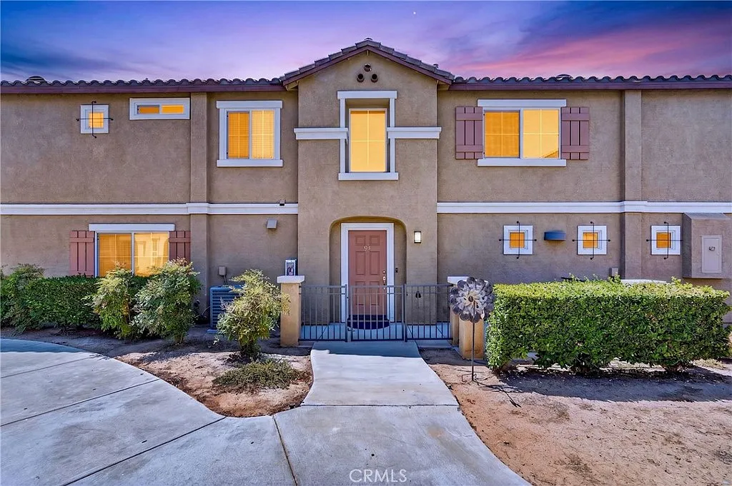 2 bed, 1140 sqft, $2,495 — Photo 1