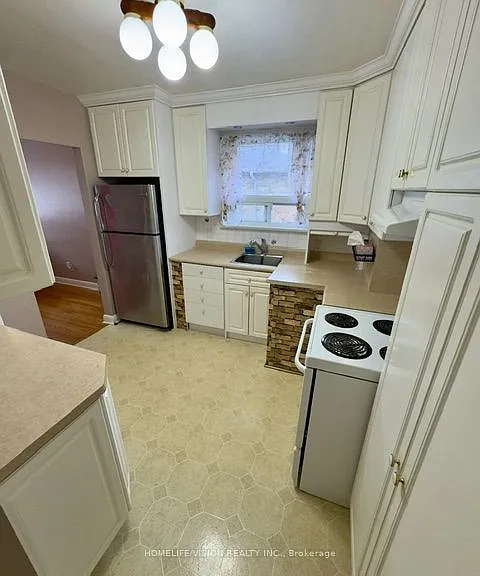 1509 Pharmacy Ave — Photo 7