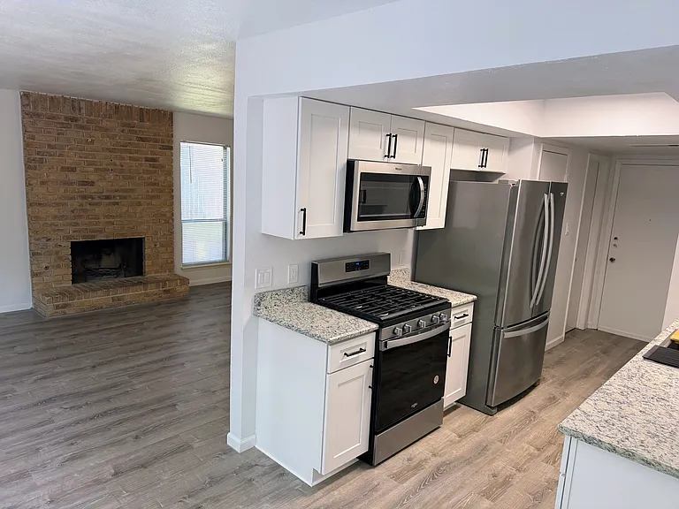 6906 Argonne Forest Cv #A — Photo 5
