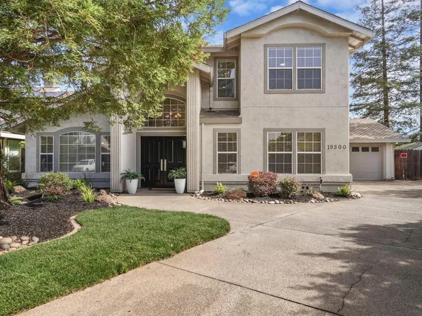 19300 Del Rio Dr, Woodbridge, CA 95258