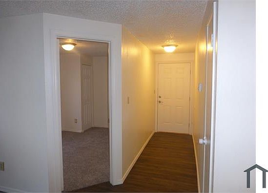 4th image of 2414 North St #A