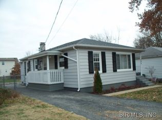 406 N Donk Ave, Maryville, IL 62062