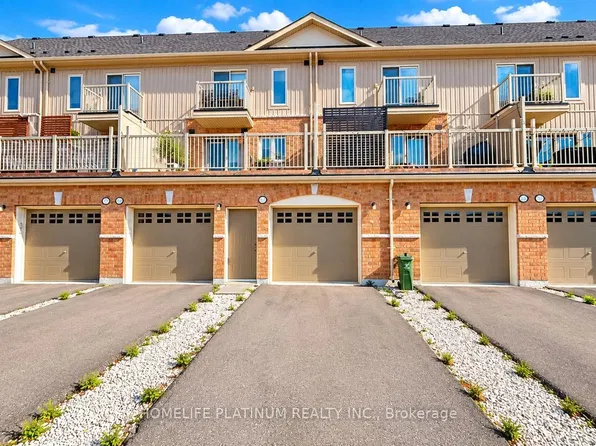 120 Watson Pkwy N #5, Guelph, ON N1E 0P6