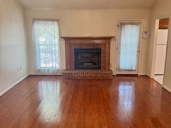 4th image of 6155 Peters Rd